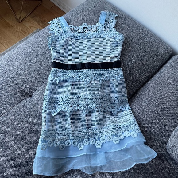 Baby light blue lace dress with floral details - Picture 2 of 10